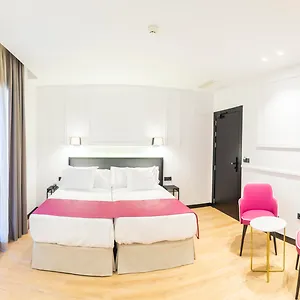 Hotel Boutique Puerta De Granadas, Granada